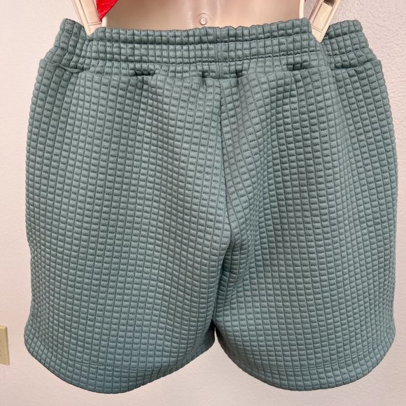 Quilted Cloud Shorts - THE JUBILEE APPAREL - Picture 7 of 7